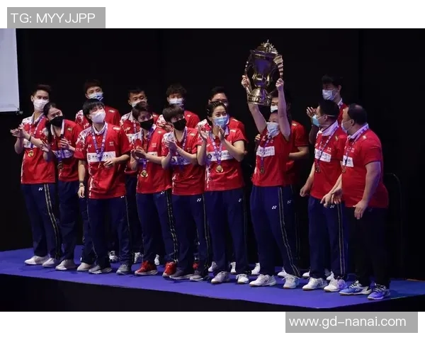 深圳羽毛球队的精神与意识探讨:从竞技到团队的深度剖析 深圳羽毛球队的精神与意识探讨:从竞技到团队的深度剖析